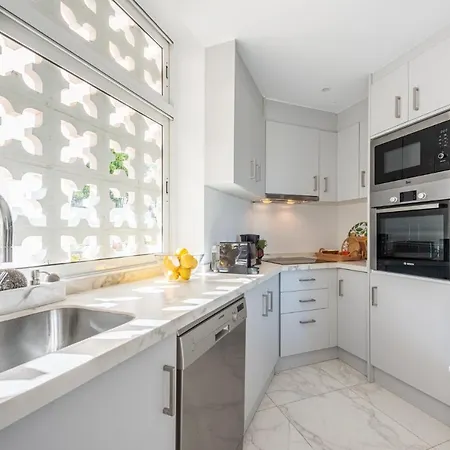 Azahara 1 8b Beautiful Frontline Golf In Popular Aloha Apartment
