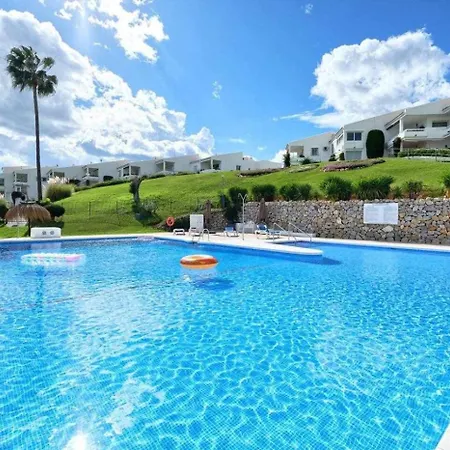 Azahara 1 8b Beautiful Frontline Golf In Popular Aloha 아파트 마르베야