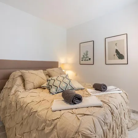 Azahara 1 8b Beautiful Frontline Golf In Popular Aloha Appartement Marbellac