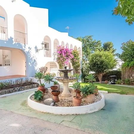 アパート Azahara 1 8b Beautiful Frontline Golf In Popular Aloha *