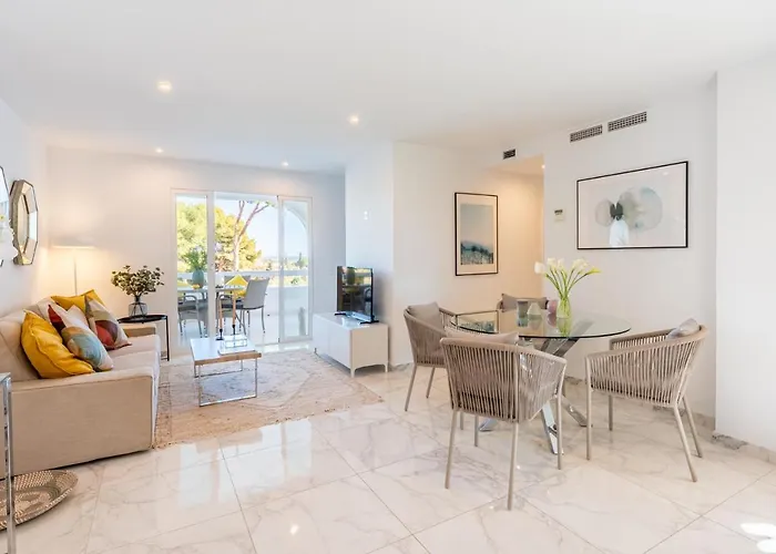 Azahara 1 8b Beautiful Frontline Golf In Popular Aloha 아파트 마르베야