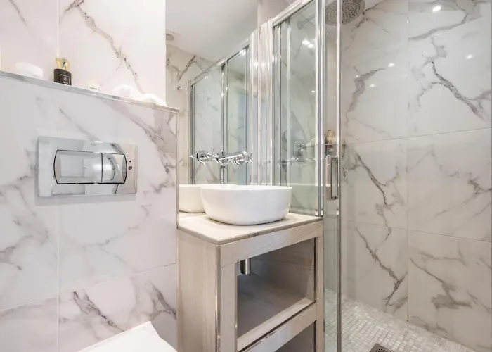 Azahara 1 8b Beautiful Frontline Golf In Popular Aloha