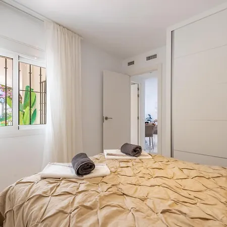 Azahara 1 8b Beautiful Frontline Golf In Popular Aloha Apartman Marbella