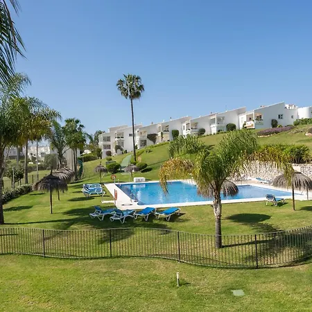 Azahara 1 8b Beautiful Frontline Golf In Popular Aloha Apartman Marbella